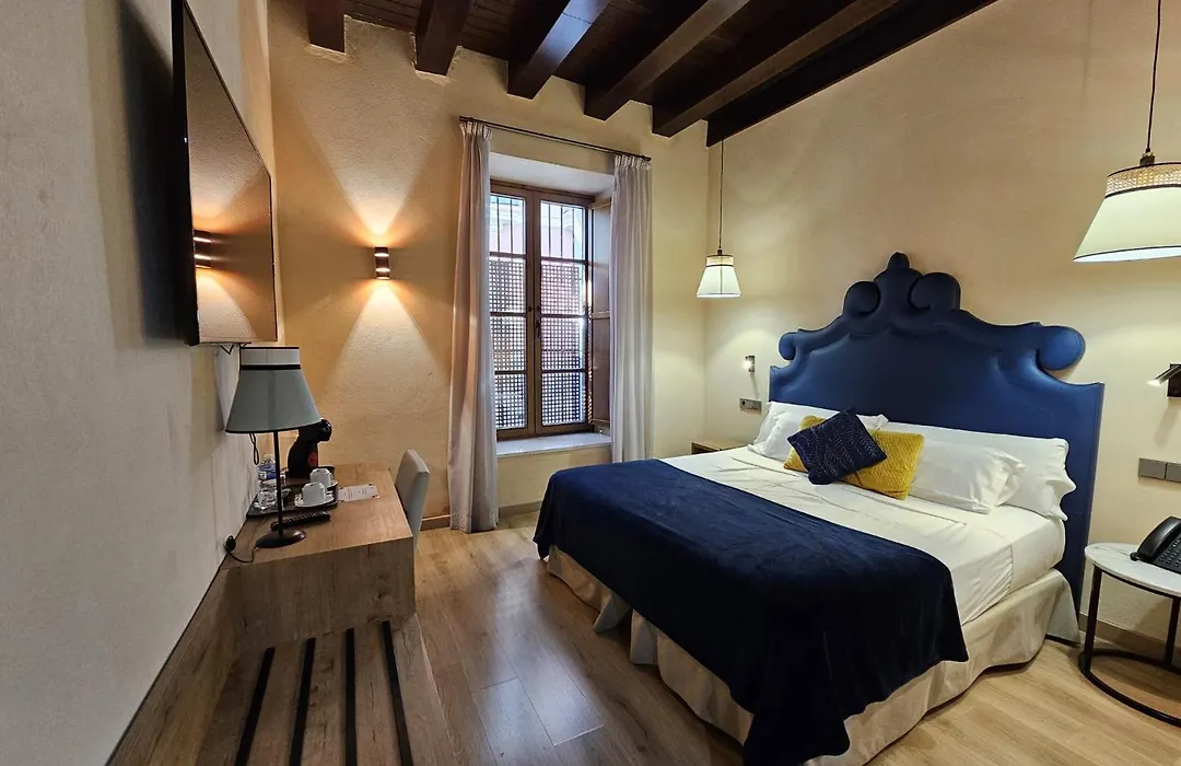 Hemd Hotels Puerta Real Boutique-1